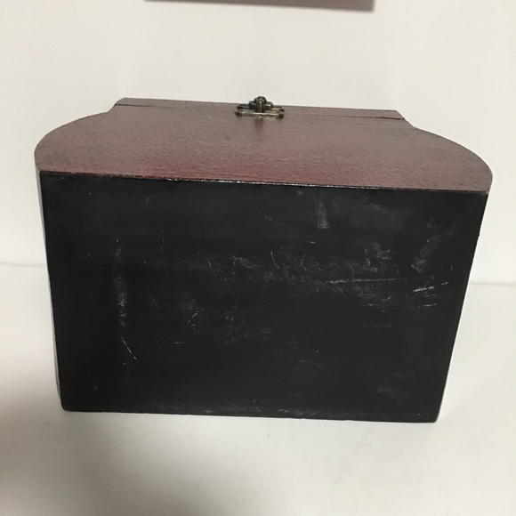 HOME GOODS CHEST BOX WITH LID 8 1/4” H X 10 3/4” W - Picture 7 of 8